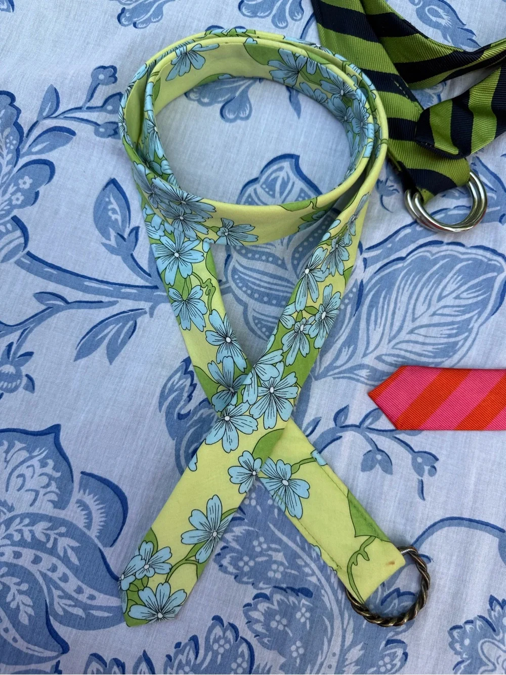 Lot Of 3 J Crew Cloth Printed Belts Womens M/L Colorful - Picture 4 of 10